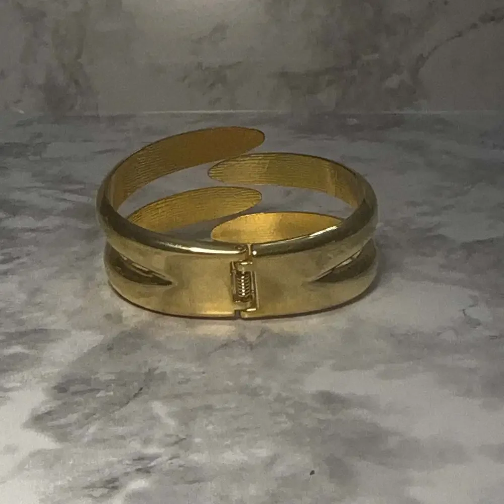 Vintage gold tone